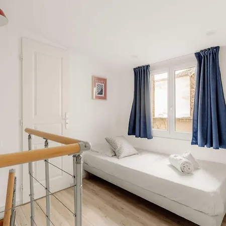 2p Duplex In The Heart Of *